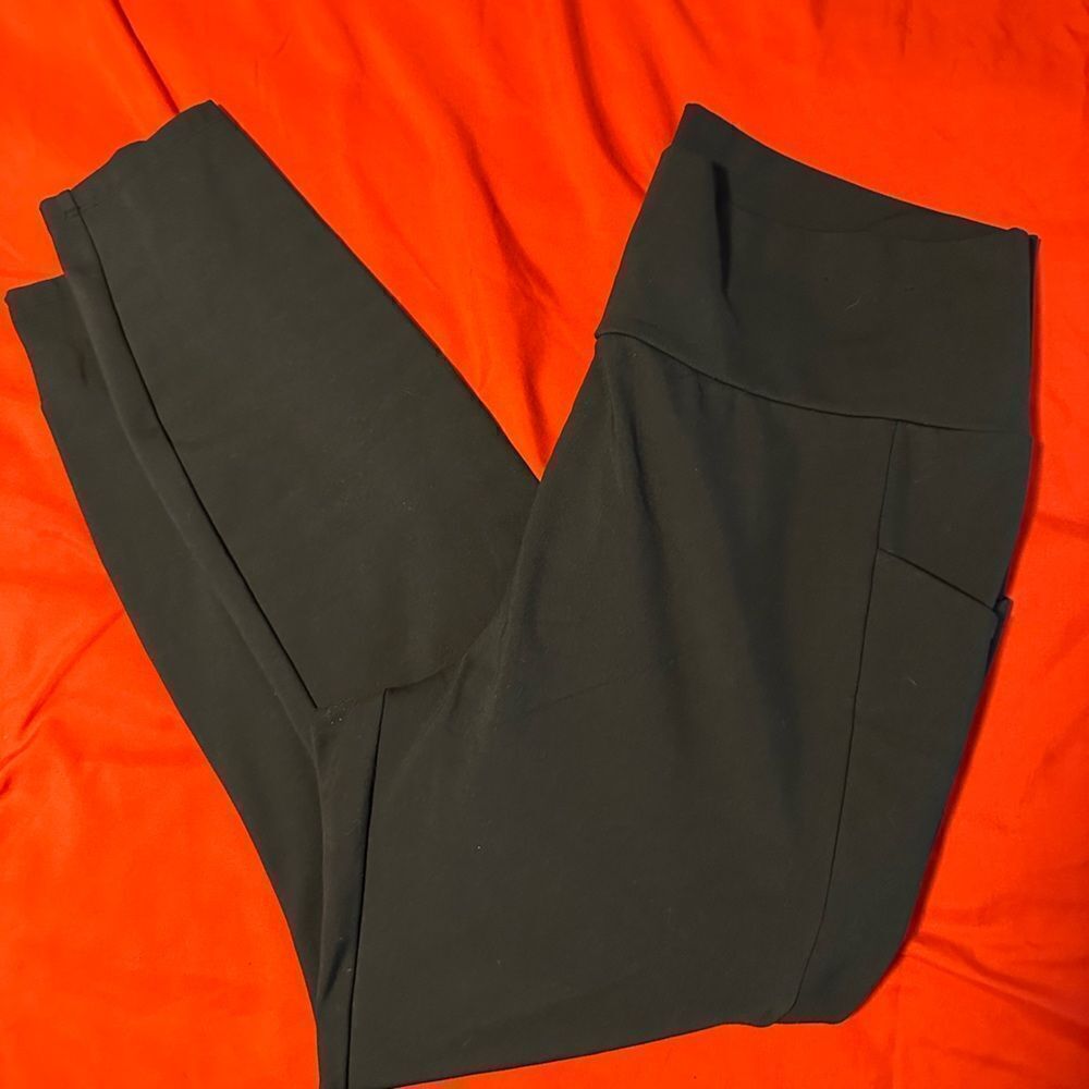 Simply Vera EUC Leggings